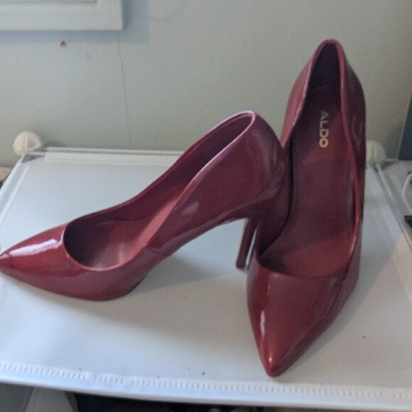 Red Aldo elegant heels - Picture 1 of 1